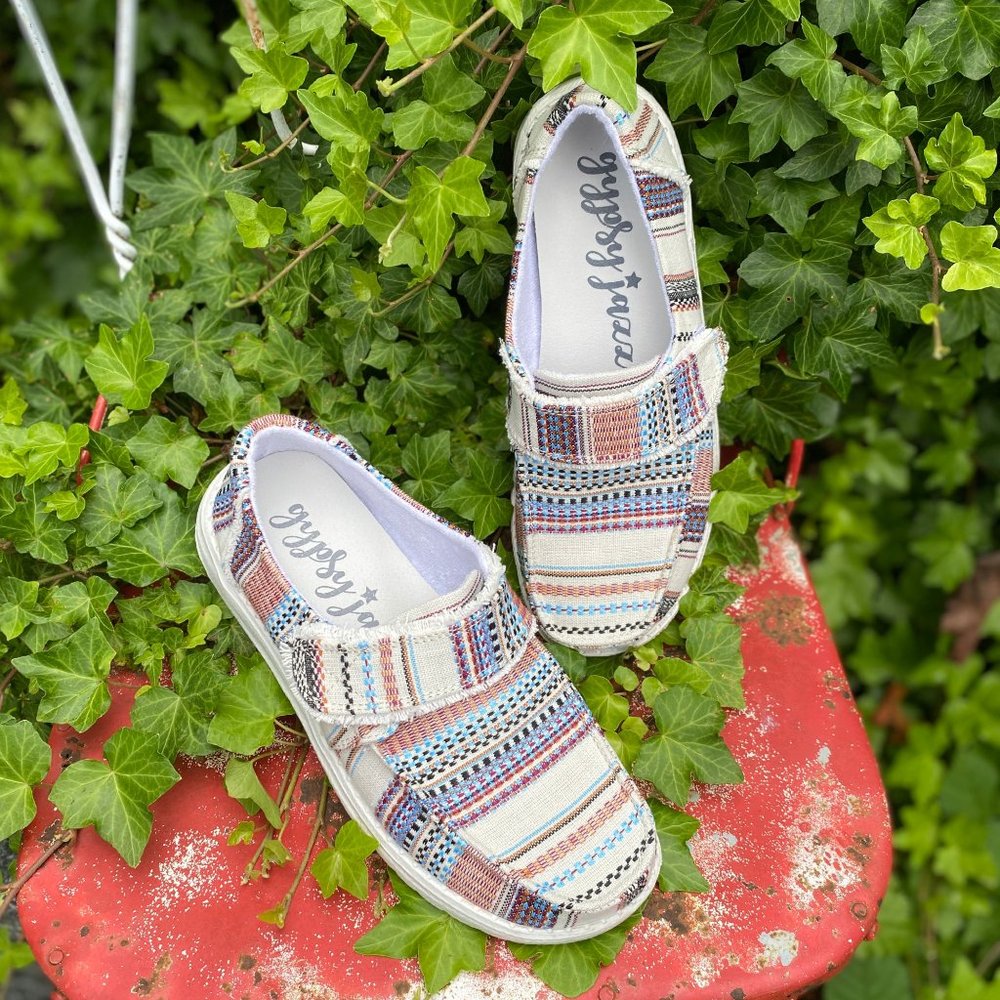 Gypsy Jazz Melody Cream Slip On Sneaker